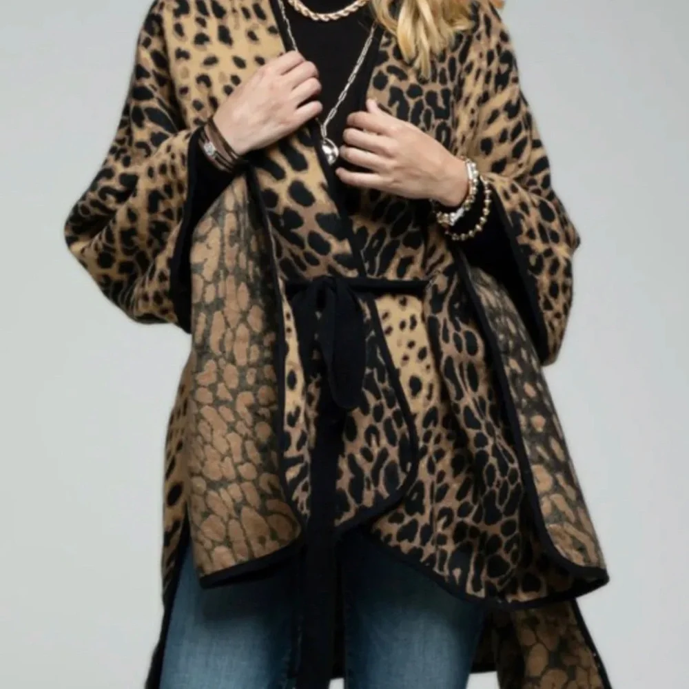 Leopard Print Ruana - Picture 4 of 4